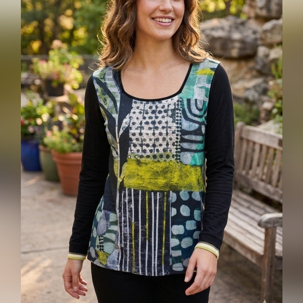 Dolcezza ART Abstract Print Long Sleeve Top Black Green Blouse Size S NWT